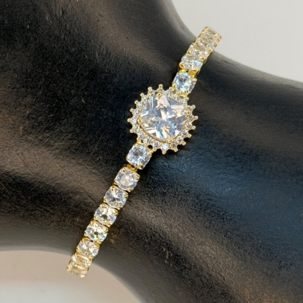 Vintage Swarovski Crystal Tennis Bracelet Halo Center Gold Overlay Slider - Picture 4 of 9